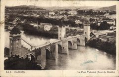 VINTAGE POSTCARD Cahors the Bridge Valentre Bridge of the devil