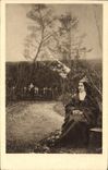 VINTAGE POSTCARD co. Therese Of the Jesus child Sitting In the Garden Of the Canal