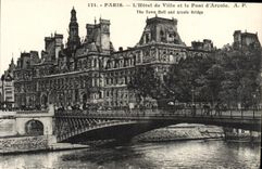 CPA Paris L'Hotel De Ville Et Le Pont D'Arcole