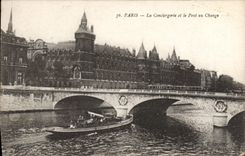 CPA Paris La Conciergerie Et Le Pont Au Change Bateau