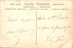 CPA Coutumes Moeurs Et Costumes Bretons Femme Allumant Sa Pipe Folklore