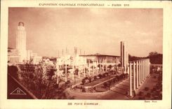 VINTAGE POSTCARD Exposition Colonial International Paris 1931 carries honor