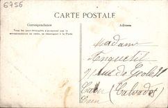 CPA En Bretagne Autour du lit Clos Bonsoir Folklore