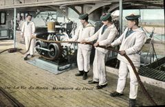 CPA La Vie du Marin Manoeuvre du treuil Militaria 
