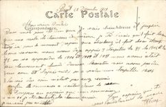 CPA Marine Militaire Virage de Cuirasses navigant en ligne de file Bateau