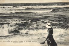 VINTAGE POSTCARD On the edges of the LFemme ocean