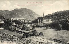 VINTAGE POSTCARD Heavy the basilica the fort and the funicular