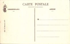 CPA Coin De Ferme Le Matin Folklore Lit clos Femme 