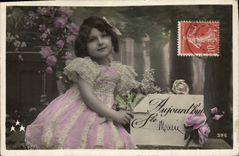 VINTAGE POSTCARD Fantasy Marie Child