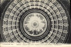 CPA Dreux Chapelle Saint Louis Sepulture de la Famille d'Orleans Vue interieure