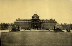 VINTAGE POSTCARD Gabriel the Military academy Paris