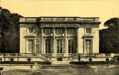 VINTAGE POSTCARD Gabriel Small Trianon Versailles