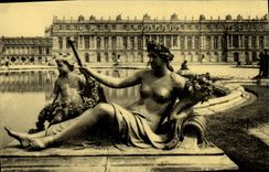 VINTAGE POSTCARD Frontage Of the Castle Taken Of the Water Floor And the Marne Of Hongre Versailles