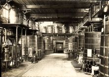 POSTAL MODERNA el benedictino tiene Fecamp el laboratorio