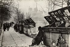 CPM Paris Couleurs Et Lumiere De France Bouquinistes Notre Dame