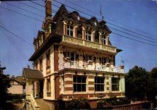 CPM Houlgate Maison Familiale De Vacances Avenue de la Gare Colonie