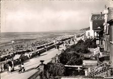 CPM Cabourg La plage