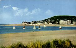 POSTAL MODERNA adivinar en el mar la playa y avistarla en Houlgate