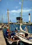 CPM Ouistreham Riva Bella Le Grand Sas Bateau Peche