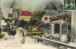 CPA Versailles Le Chateau Grand Trianon Voiture du Comte de Chambord