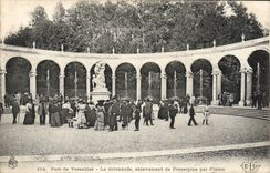 VINTAGE POSTCARD Versailles the Colonnade Removal of Proserpine By Pluto