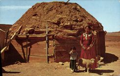 MODERN CARD Land off the Navajo woman Arizona