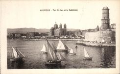 CPA Marseille Fort Saitn Jean et la Cathedrale Bateaux