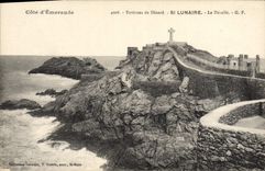 VINTAGE POSTCARD Environs of Lunar Dinard St separates It