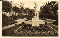 VINTAGE POSTCARD Vierzon Public garden of the Place of the Republic and statue the Peasant works of dalou