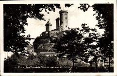 CPA Foix Les Tours du Chateau 