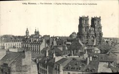 CPA Rennes Vue Generale L'Eglise St Sauveur et les Tours de la Cathedrale