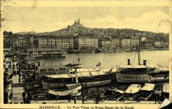 CPA Marseille Le Port Vieux et Notre Dame de la Grade Bateaux