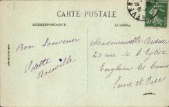 Iglesia Etienne de Nevers de la POSTAL de la VENDIMIA Saint