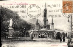VINTAGE POSTCARD Heavy the virgin couronnee of the basilica
