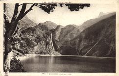 VINTAGE POSTCARD Luchon the Lake Oo