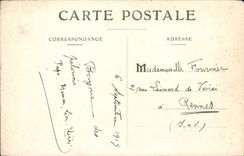 CPA Lourdes La Vierge Couronnee Et La Basilique