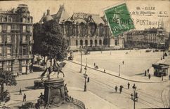 CPA Lille Place De La Republique