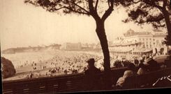 VINTAGE POSTCARD Biarritz the Great Place And the Casino
