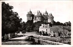 VINTAGE POSTCARD Castle De Combourg