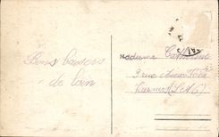 CPA Reims dans les Ruines apres la Retarite des Allemands