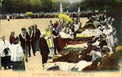 VINTAGE POSTCARD Heavy Benediclion of the Patients