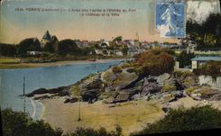 CPA Pornic L'Anse Aux Lapins a L'Entree du port Le chateau et la ville