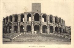 VINTAGE POSTCARD Arles the Arena