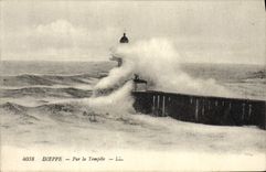 CPA Dieppe Par la Tempete 