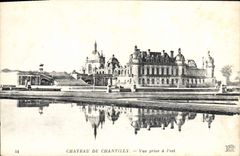 Castillo de la POSTAL de la VENDIMIA de Chantilly vista en el este