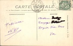 CPA Nimes Vue Generale de la Fontaine 