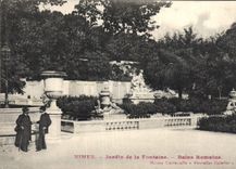 Jardín de Nimes de la POSTAL de la VENDIMIA de los baños romanos de la fuente