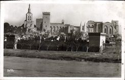 POSTAL Avignon de la VENDIMIA el paladar de los papas y del Notre Dame de Doms vistos de los bordes del Rhone