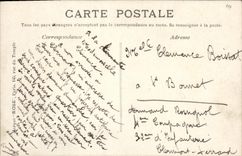 POSTAL Clermont-Ferrand de la VENDIMIA el monumento de Vercingetorix el St Pedro de la iglesia los minúsculos