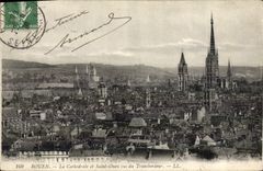 CPA Rouen La Cathedrale et Saint Ouen vus du Transbordeur